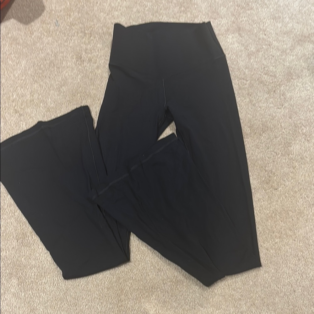 Aerie Women's Black High-Waisted Flair Leggings. Never worn.
